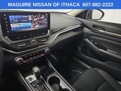 Used 2023 Nissan Altima 2.5 SR w/ SR Premium Package AWD/4WD image 26