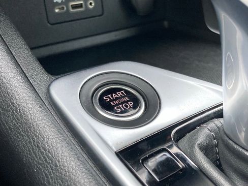 Used 2022 Nissan Sentra SV w/ All-Weather Package image 23