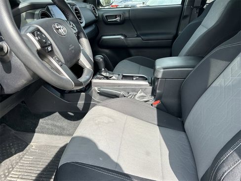 Used 2023 Toyota Tacoma TRD Off-Road w/ Black Out Package (TMS) image 11