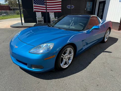 Used 2008 Chevrolet Corvette Coupe w/ Preferred Equipment Group image 2
