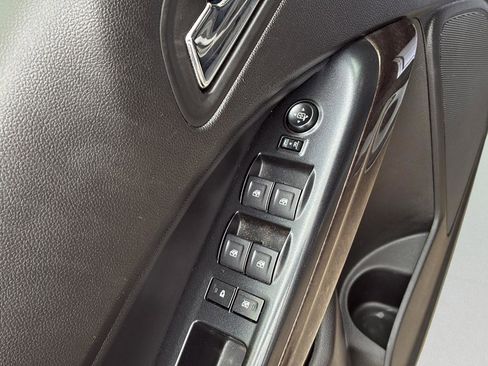 Used 2019 GMC Canyon SLE w/ Trailering Package image 18