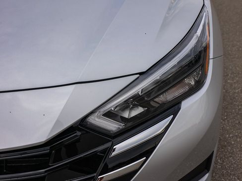 New 2025 Nissan Versa S image 10