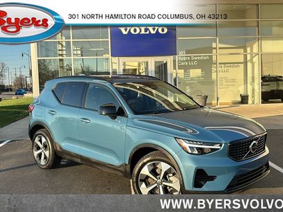 Used 2024 Volvo XC40 B5 Core