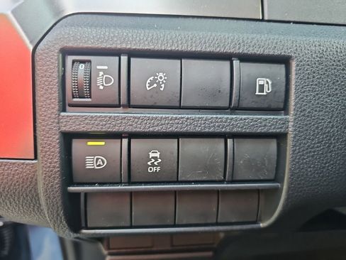 Used 2026 Toyota 4Runner SR5 AWD/4WD image 37