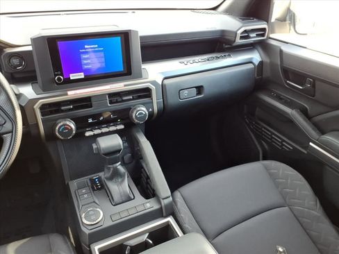 Certified 2026 Toyota Tacoma SR5 image 14