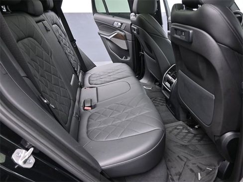 Used 2023 BMW X5 sDrive40i w/ Executive Package image 27