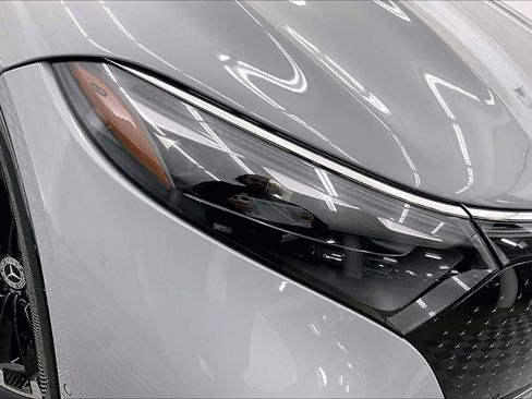 New 2026 Mercedes-Benz EQS 550 4MATIC SUV image 10