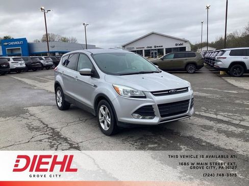 Used 2015 Ford Escape SE AWD/4WD image 1