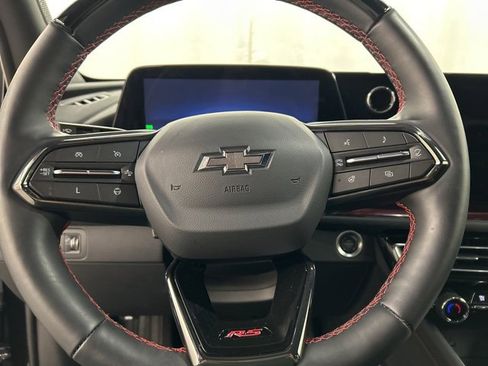 Used 2024 Chevrolet Traverse RS image 9