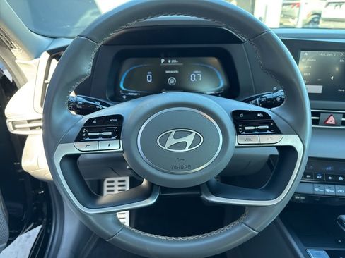 Certified 2025 Hyundai Elantra Sport image 8