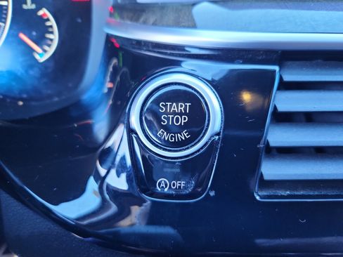 Used 2019 BMW 640i Gran Turismo xDrive w/ Premium Package image 30