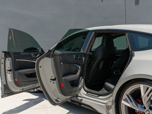 Used 2021 Audi RS 7 Sportback AWD/4WD image 43
