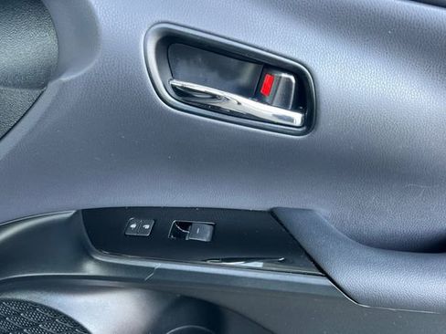 Used 2021 Toyota Prius Prime Limited image 21