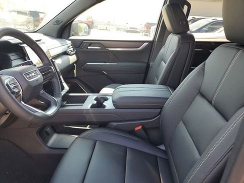 New 2026 GMC Acadia Elevation w/ Elevation Premium Package FWD image 19
