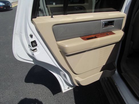 Used 2010 Ford Expedition Eddie Bauer AWD/4WD image 14