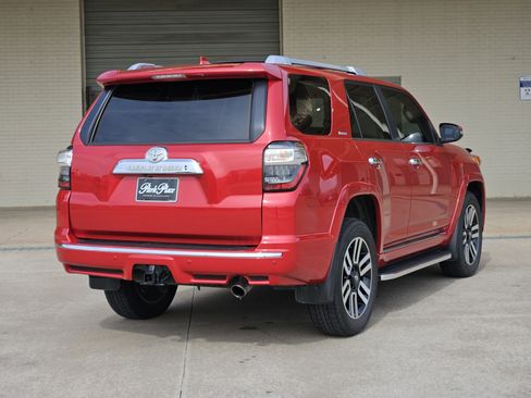 Used 2023 Toyota 4Runner Limited image 9