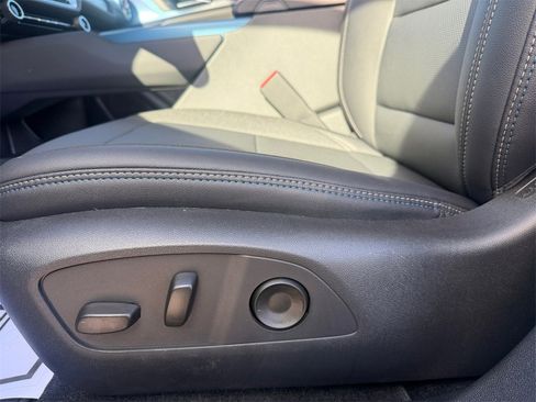 New 2026 Chevrolet Equinox EV LT image 13