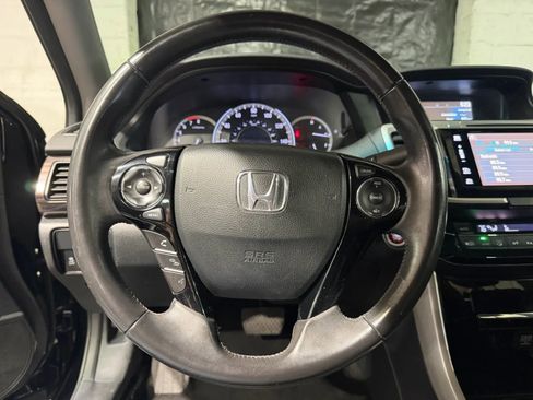 Used 2016 Honda Accord EX-L image 12