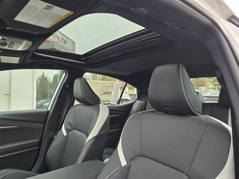 New 2026 Toyota Camry Hybrid image 22