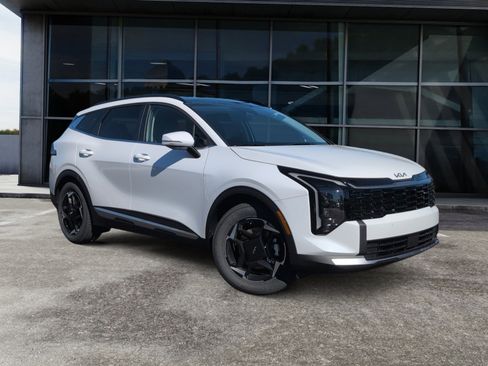 New 2026 Kia Sportage EX w/ EX Panorama Roof Package image 2