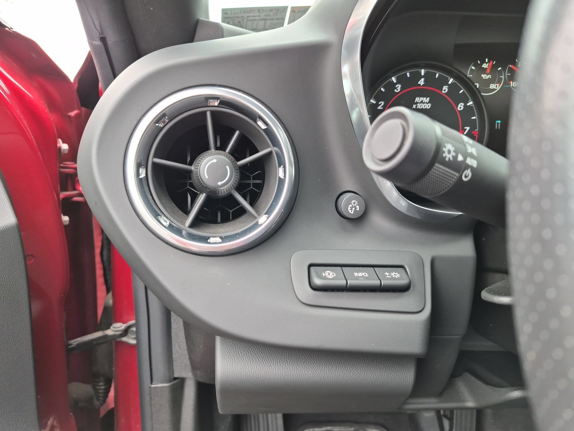Certified 2018 Chevrolet Camaro LT RWD image 18