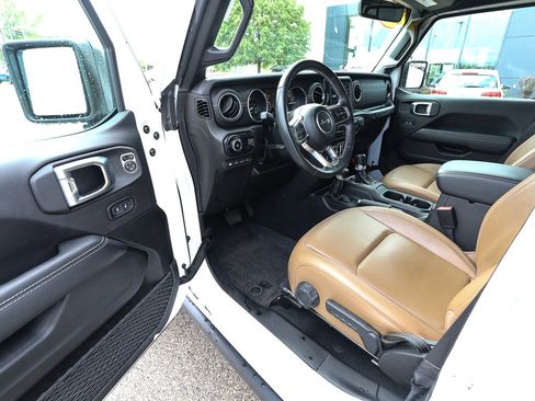 Used 2023 Jeep Wrangler Unlimited Rubicon 4xe w/ Steel Bumper Group AWD/4WD image 10