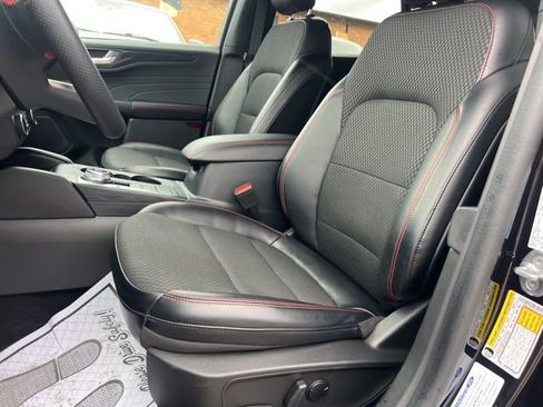 Certified 2023 Ford Escape ST-Line Select image 17