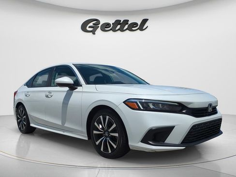 Used 2023 Honda Civic EX image 3