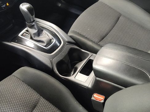Used 2021 Nissan Rogue Sport S FWD image 26