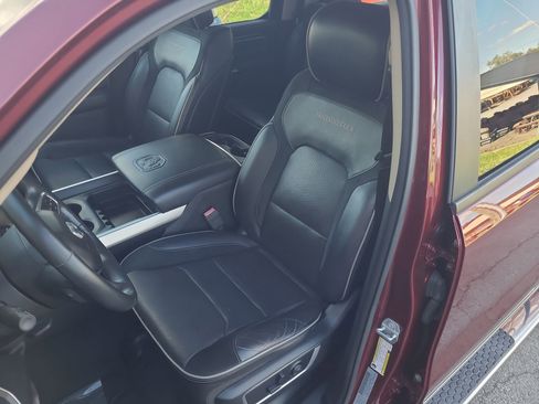 Used 2019 RAM 1500 Laramie image 12