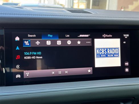 Used 2025 Porsche Cayenne image 19