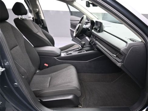 Certified 2024 Honda Accord EX image 27