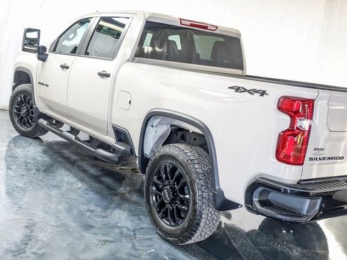 Used 2026 Chevrolet Silverado 2500 Custom w/ Custom Value Package image 11