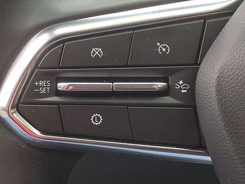 Used 2025 Chevrolet Equinox LT AWD/4WD image 21