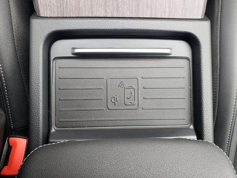 Used 2021 Audi Q5 Prestige w/ Prestige Package image 19