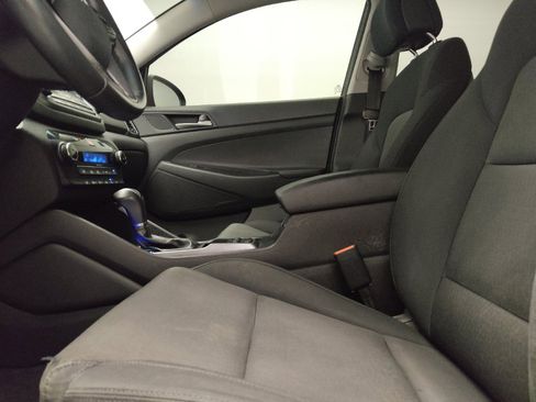 Used 2017 Hyundai Tucson Value w/ Cargo Package FWD image 17