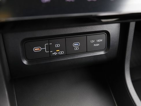 New 2026 Hyundai Tucson Blue SE image 24