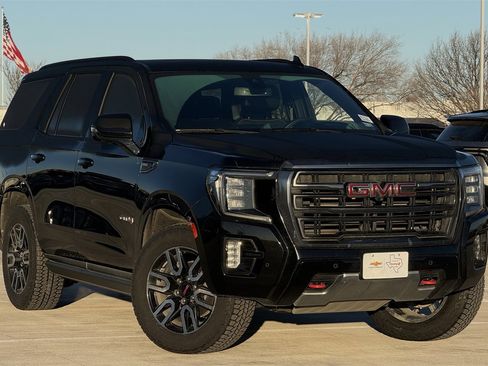 Used 2021 GMC Yukon AT4 w/ AT4 Premium Package image 2