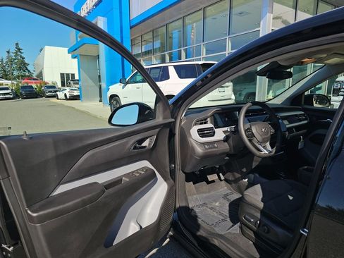 New 2027 Chevrolet Bolt LT w/ Comfort Package FWD image 23