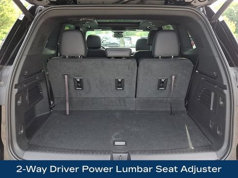 Used 2025 GMC Acadia AT4 w/ Luxury Package AWD/4WD image 31