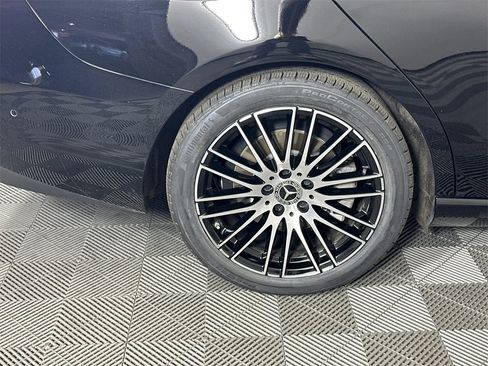 Certified 2023 Mercedes-Benz C 300 4MATIC Sedan image 19