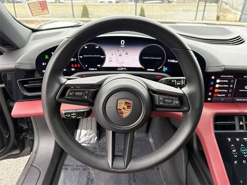 Used 2023 Porsche Taycan image 22