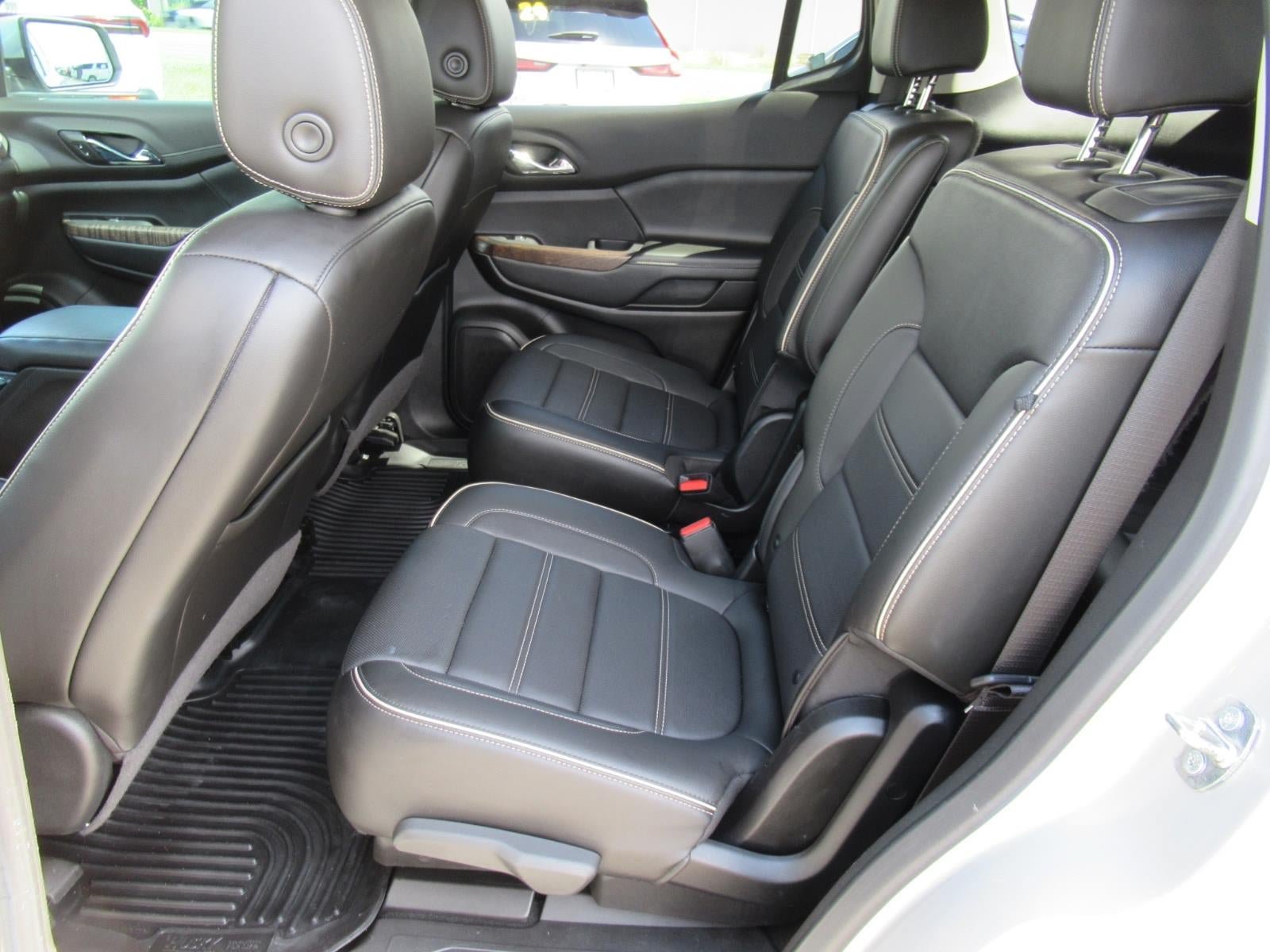 Used 2020 GMC Acadia Denali w/ Technology Package FWD image 37