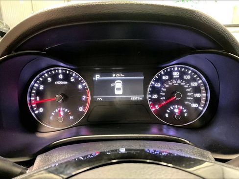 Used 2023 Kia Forte LXS FWD image 12