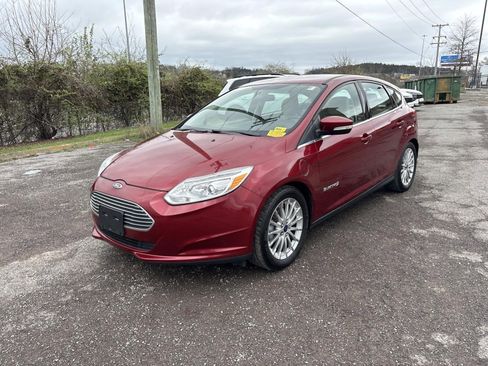 Used 2015 Ford Focus Electric Hatchback image 3