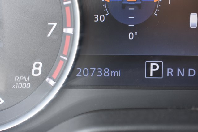 Used 2023 Nissan Titan SV RWD image 20