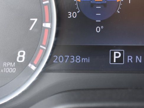 Used 2023 Nissan Titan SV RWD image 20