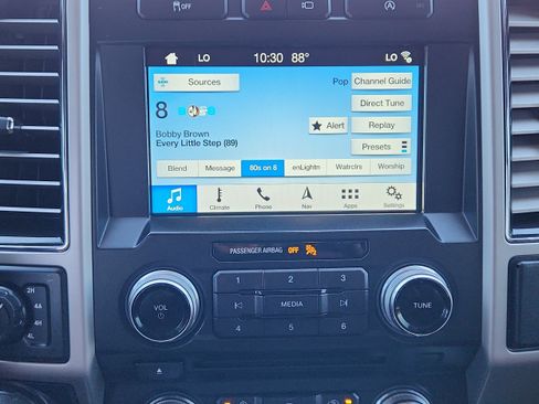Used 2018 Ford F150 King Ranch w/ Equipment Group 601A Luxury AWD/4WD image 19