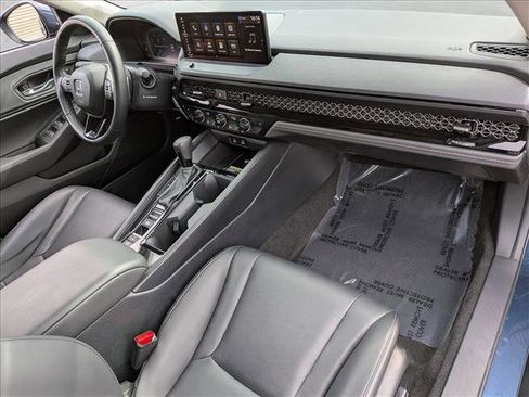 Used 2025 Honda Accord EX-L image 16