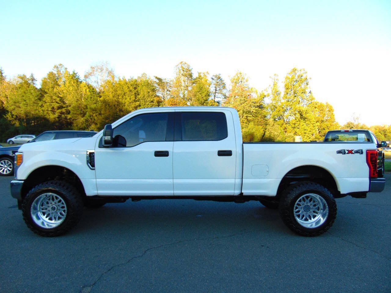 Used 2017 Ford F250 XLT AWD/4WD image 25